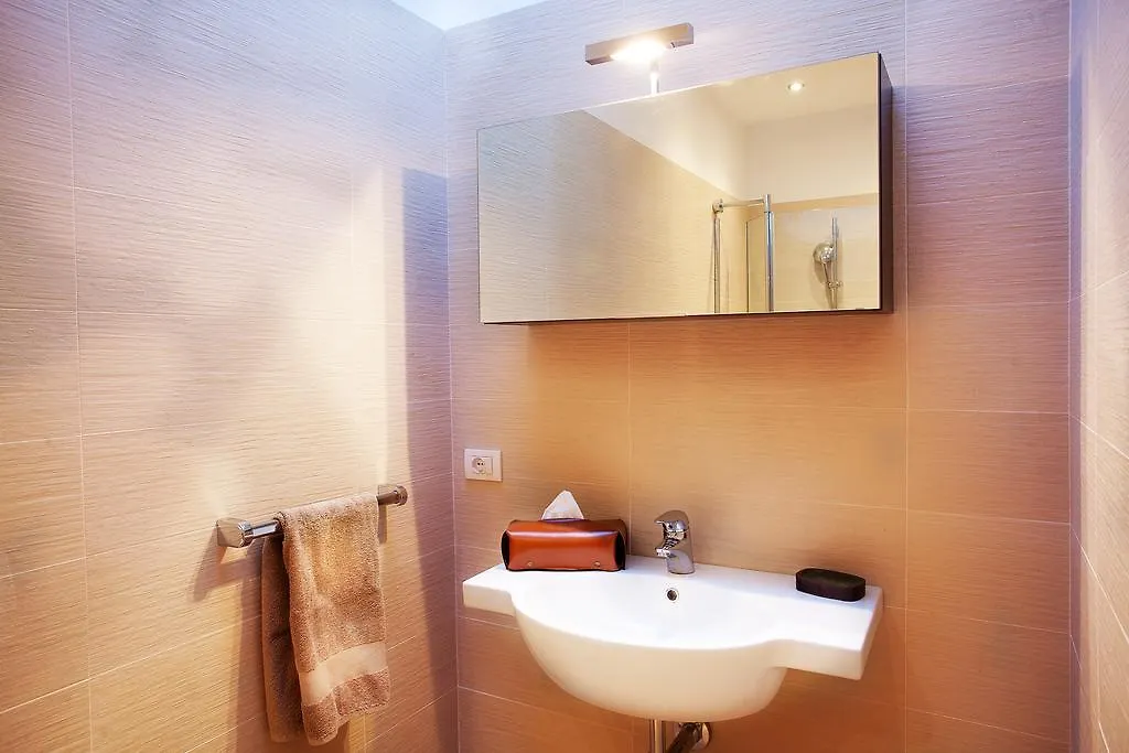 5 Luxury Laglio Apartments-By Italian Apartments Stylish, Executive, Contemporary, Ribolla Azzuro, Penthouse 0*,