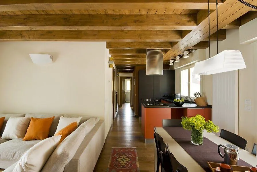 5 Luxury Laglio Apartments-By Italian Apartments Stylish, Executive, Contemporary, Ribolla Azzuro, Penthouse Italien